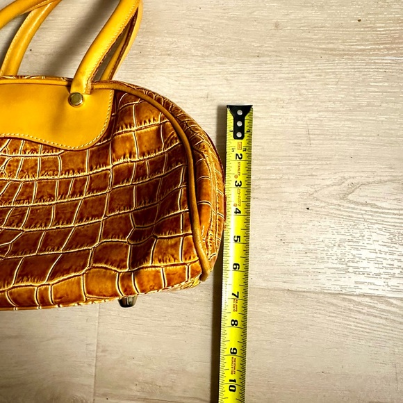 BEVERLY FELDMAN Rare Vintage Y2K Leather Crocodile Print Pocketbook Women’s OS - Picture 14 of 14